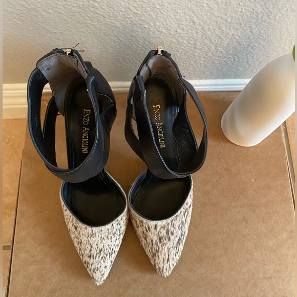 Last Chance: Cross Ankle Strap High Heels Size 7 - Picture 6 of 8